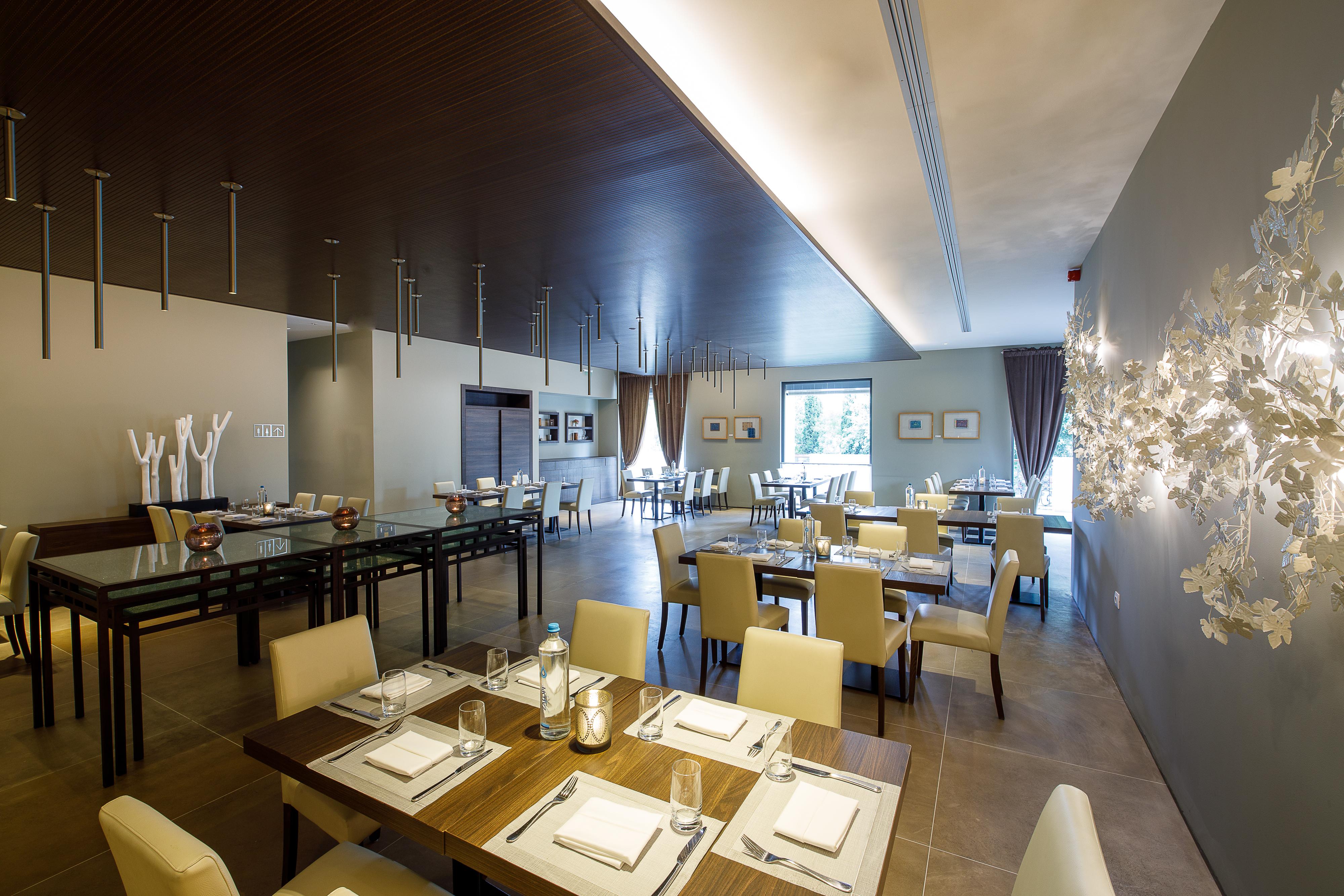 Hotel Domotel Kastri 4*
